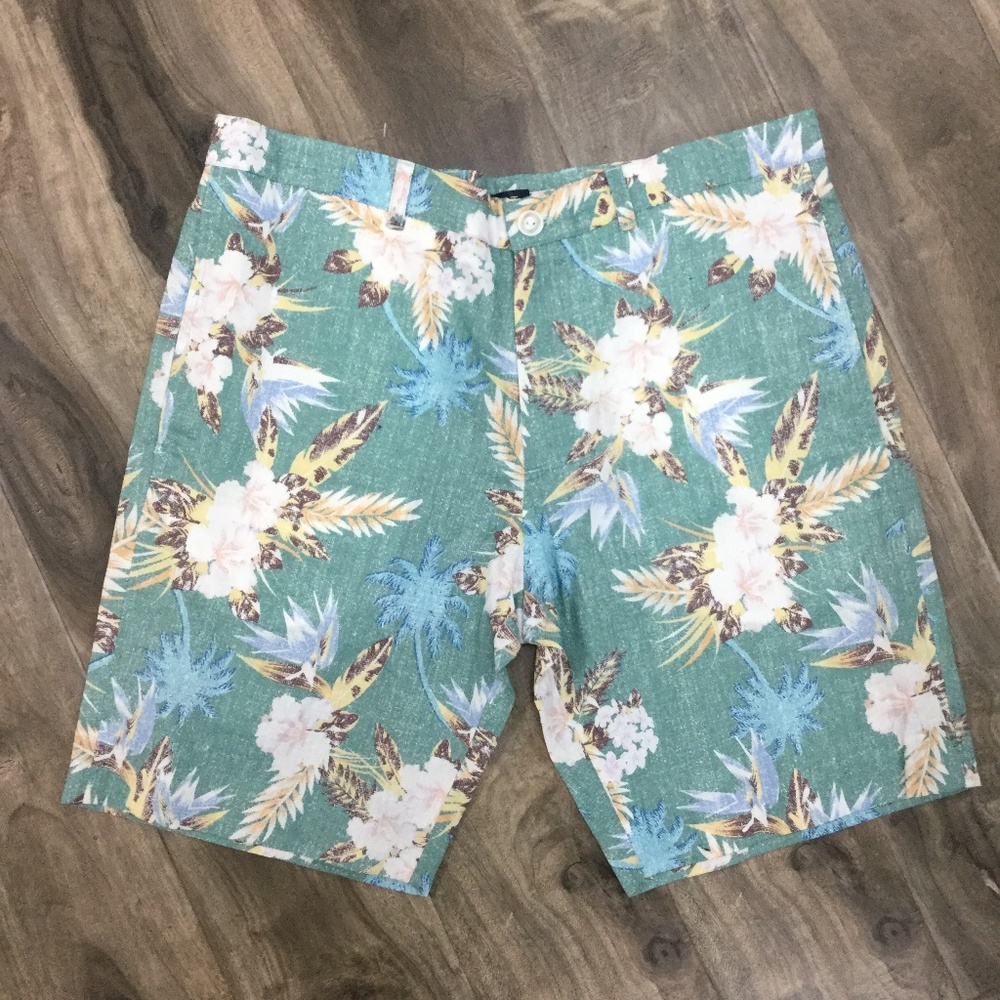 CWST MEN SHORTS